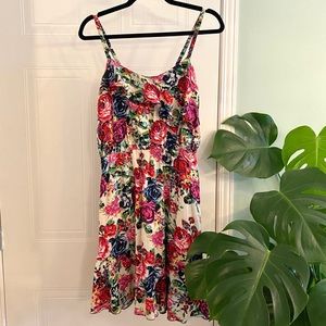 Super cute flower 🌸 mini dress